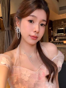 Elegant Soft Butterfly Knot Earrings Womens Fashion Sensation Lightweight Luxury Design New 2025 Top Selling Ear Jewelry