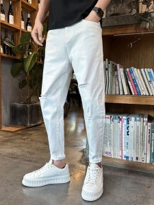 กางเกงยีนส์ขาสั้นทรงสลิมฟิตสีขาว ทรงหลวม ทรงสลิม ทรงขากระบอกเล็ก กางเกงยีนส์ทรงสลิมสำหรับผู้ชาย ทรงขากระบอกเล็ก