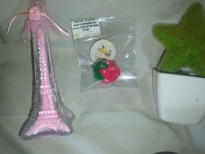 Crocheted Strawberry Keychain - Handmade with Love in Different Colors - Perfect for Fruit Lovers