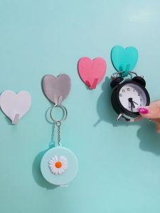 Móc Inox Dán Tường Hình Trái Tim Treo Đồ Khăn Lau Chìa Khóa Mắt Kính...