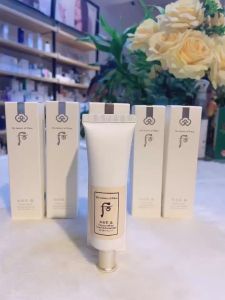 Set Kem Chống Nắng Nâng Tone Da WHOO Radiant White Tone Up Sunscreen Set SPF50+/ PA++++