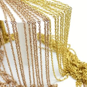 สร้อยคอ DIY สายโซ่ข้ามรูปสี่เหลี่ยมทองแดงไททาเนียม ชุบทองแดงรูปดอกกุหลาบ หัวเข็มขัดคู่ โซ่ติดเครื่องประดับ