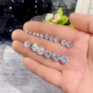 Women Fashion Classic 6 Claw Inlay Clear Crystal Mini Stud Earrings Girl Sweet Earring Ladys Party Jewelry