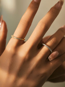 Modian Modian S925 Sterling Silver Simple Row Diamond Ring Female Fashion Stylish Exquisite and Versatile Commute Style Ring