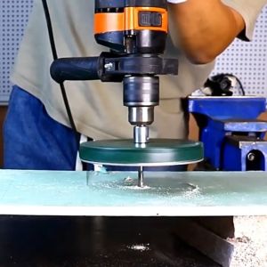 Adjustable Hole Saw Diameter 45-130 mm for Sawing Various diameters During refurbishment and Interior Works