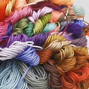 100 Warna Paket Benang Sulam / Benang Jahit Berwarna-Warni / Benang Bordir Berwarna / Benang Kerajinan