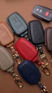 Bao Da Chìa Khoá Ô Tô TOY-D3-LOA Toyota Corolla Cross Smartkey 3 Nút Bấm Ốp Chìa Khoá Ép Form Da Thật Handmade