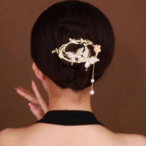 Butterfly Shaped Copper Alloy Hair Accessory with Zircon And Water Diamond Back of Head Hair Clip Fresh out New Fashion Jewelry