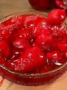 New Fresh Large Size Strawberry in Syrup Can