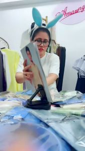 Áo sơ mi nam tay dài Amazing màu đỏ đô chất liệu KT silk hút mồ hôi rất tốt thân suông dáng rộng lai bầu