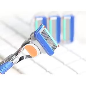 Dao Cạo Râu Truyền Thống Dành Cho Nam Có Hộp Đựng Tiện Lợi Bộ Dao Cạo Râu 5 Lưỡi Gồm Cán Và 4 Đầu Thay Thế Dùng Một Lần