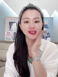 Lameila รองพื้น 30ml ปรับสภาพสีผิว 3สี ไพรเมอร์ กระบวนการใช้งาน: ก่อนแต่งหน้า