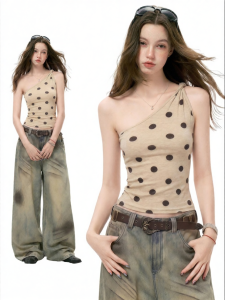 EVPGB | Áo Tank Top In Chấm Hở Vai