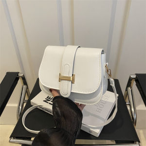 กระเป๋าสะพายข้างทรงม้าทรงกลมครึ่งวงกลมสไตล์วินเทจสำหรับผู้หญิง กระเป๋าสะพายข้างแบบสะพายข้างแฟชั่นใหม่ ทรงสี่เหลี่ยม สีสันสดใส กระเป๋าสะพายข้างแบบสะพายข้าง