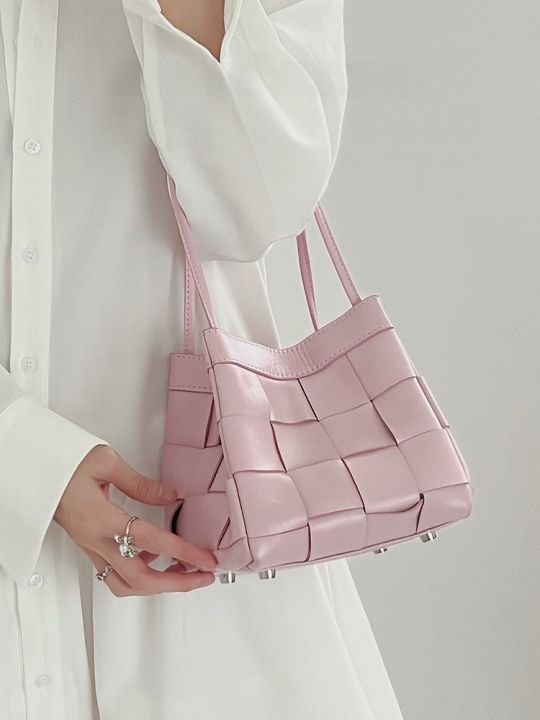 jpj | กระเป๋าสะพายไหล่ผู้หญิง JPJClassic กระเป๋าถือแบบถักหนังวัว กระเป๋าถือแบบมือ กระเป๋าถือแบบมีหาง กระเป๋าสะพายไหล่แบบมีสายเดี่ยว กระเป๋าสะพายประจำวัน