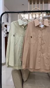 KEMEJA POLOS LOGO IMPORT BUT