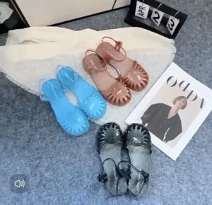 MELISSA SANDAL + BIMBA Y LOLA AD ( SIZE 35/36 - 40 )