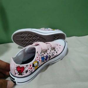 SEPATU ANAK PEREMPUAN KARAKTER BT 21 SNEAKERS BTS VELCRO PEREKAT WARNA PINK CANTIK