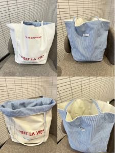 กระเป๋าผ้าใบปักลายเกาหลีแบบหนาสำหรับผู้หญิง ความจุขนาดใหญ่ กระเป๋าถือทรงสี่เหลี่ยมลายทางแบบลำลอง กระเป๋าสะพายไหล่ข้างเดียว