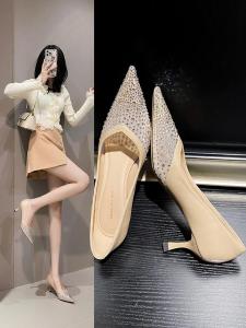 Spring 2025 Fashion High Heels Pointed Toe mid Heel Womens Shoes Diamond Encrusted Wedding Shoes Party Single Shoes Soft Leather