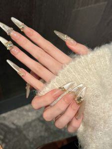 New Year Gold Sparkling Luxury Cat Eye Nail Art High-End Sensation Miss Rich Long Sharp Handmade Wearable False Nails