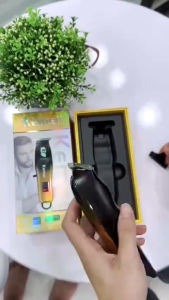 Tông Đơ Tỉa Lông Cho Chó Mèo J03 Lưỡi Titan Cắt Lông Sắc Bén Pin Trâu 1200mAh Chạy Êm