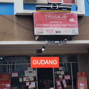 GRILL DEPAN MOBIL FUTURA LAMA 2011-2014 4702