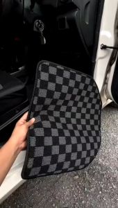 ✨ For Perodua Myvi 2018-2022 ✨ THAI DADU CHESS DICE Floor Mat Universal Car Carpet Car Floor Mat Anti Slip Front 2pcs + Rear 3pcs Thickness 0.5cm Thailand Style Black Red Black Pink Black Blue Black Purple Black Grey Blue Grey Blue Red 格子地毯