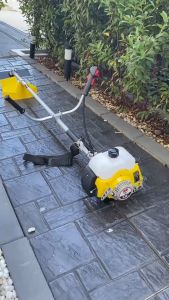 TOP เครื่องตัดหญ้า 2 จังหวะ 48cc. รุ่น411 ดึงเบา 2.5แรงม้าแถมใบมีดตรง 1ใบ รับประกัน 1 ปี