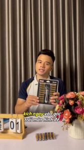 Vỉ Dao Cạo Râu 2 Lưỡi Gồm 1 Cán Và 21 Đầu Cạo Thay Thế Cây Cạo Râu Lưỡi Kép Bằng Thép Sắc Bén An Toàn Không Làm Trầy Da