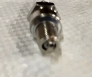 [แพ็ค 5 ตัว] หัวเทียน 2 และ 4 จังหวะ ยี่ห้อ มิตซูไซโตะ