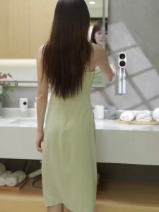 KADONIA การทําหมัน|แสงสีฟ้า กล่องฆ่าเชื้อแปรงสีฟัน 1800มะห์ สวิตซ์เซนเซอร์ ฆ่าเชื้อด้วยแสงสีฟ้า + การอบแห้งด้วยลม