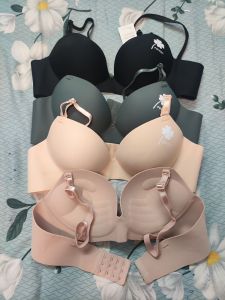 Áo lót su cỏ bốn lá không gọng