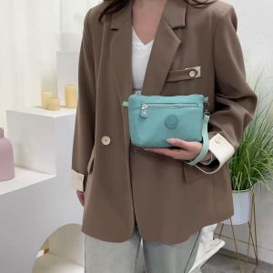 กระเป๋าผ้าไนลอน สะพายได้ ดีไซน์สวย (GC-102) กันละอองน้ำ ใส่โทรศัพท์มือถือได้ เหมาะทุกสไตล์