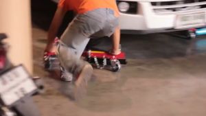 Hydraulic Vehicle Positioning Jack SMART VPJ-12680 รับประกันสินค้า 6 เดือน เป็นแท่นยกล้อเคลื่อนที่ดิจิทัล ราคาเดียวกัน มากที่สุด กับคุณค่าใช้จ่าย