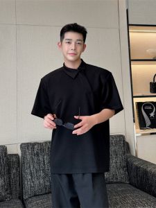 Áo Thun Polo Tay Ngắn Không Đều Thiết Kế Cho Nam Mùa Hè Cổ Chéo Cổ Điển Thường Ngày Thường Ngày Thoải Mái Thoáng Khí