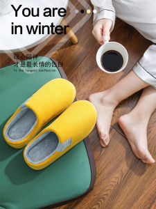 รองเท้าแตะผ้าฝ้ายบุขนแกะสำหรับคู่รักในฤดูหนาว รองเท้าแตะบุขนแกะหนาป้องกันการลื่น รองเท้าแตะบุขนแกะสำหรับใส่ในบ้าน