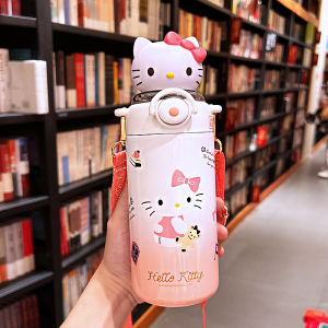 ขวดน้ำฉนวนลายการ์ตูนขนาด600มล. ถ้วยน้ำดื่มพลาสติกพร้อมหลอดดูดกลิ่นการ์ตูน Kuromi pochacco Cinnamoroll