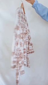 Mamogo Outlet: Blouse Wanita Nyaman dengan Motif Floral Elastis