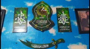 Jam Dinding Terompah & Kaligrafi: Desain Unik Untuk Ruang Tamu