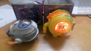 พัดลมมือถือ แบบพกพา พัดลมคล้องคอ Mini USB Small Portable Fan 3-speed พัดลมนักบินอวกาศ MF060 ชาร์จเก็บแบตได้