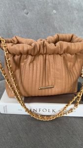 NIRINA - Tas Selempang Serut Wanita Terbaru | Tas Selempang Puffy | Tas Sling Bag Wanita Kekinian | Tas Selempang Wanita Korean Style | Tas Serut Fashion Wanita Import Quality | Tas Serut Wanita Fashion High Quality