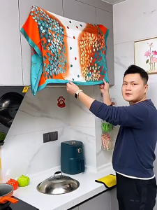 Wall-mounted pot lid holder no drilling required for kitchen pot lid storage rack