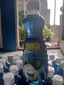 Sabun cuci piring SAPIR Cling varian apel