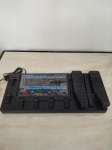 Bàn đạp đa hiệu ứng cho đàn Guita điện ZOOM PLAYER PRO 4040 hàng si Nhật