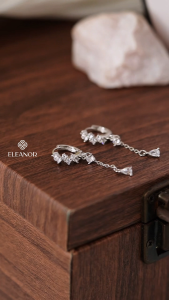Bông tai nữ chuôi bạc 925 Eleanor Accessories dáng thả đính đá phụ kiện trang sức khuyên tai 9904