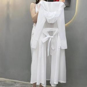 Elegant Long Womens Summer 2024 Ice Silk Breathable Sun Protection Outerwear Ultra Fairy Thin Fashionable Windbreaker Coat