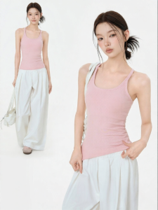 iiiamx | Áo Camisole Đệm Màu Hồng Dây Quàng Sau
