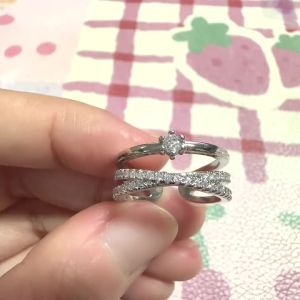 Huitan Women Ring Cross Design Inlaid Bright Round Cubic Zirconia Fashion Wedding Party Versatile Accessories Charming Jewelry