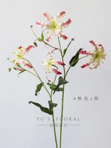 Flame Lilies Fake Flowers Single Stem Hand-Painted Artificial Flowers Luxury Craft Home Decor Soft Decoration Silk Flowers